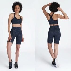Spanx Black Camo Biker Shorts Size Medium Look at me now